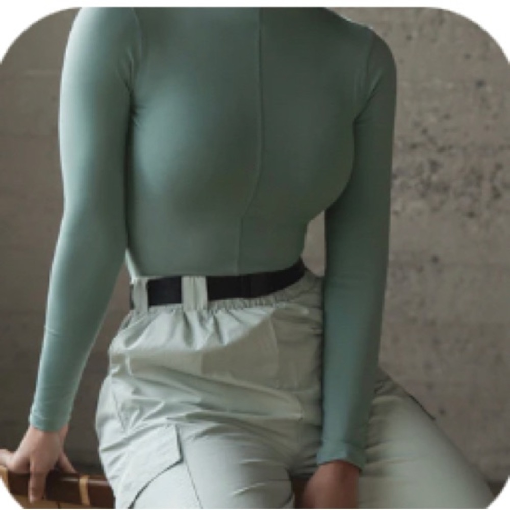 SAGE UPGRADED HIGH NECK TOP